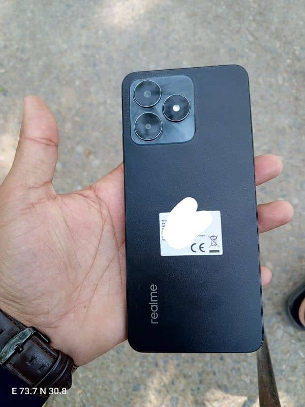 Realme C53 6/128 New condition in Warranty 4