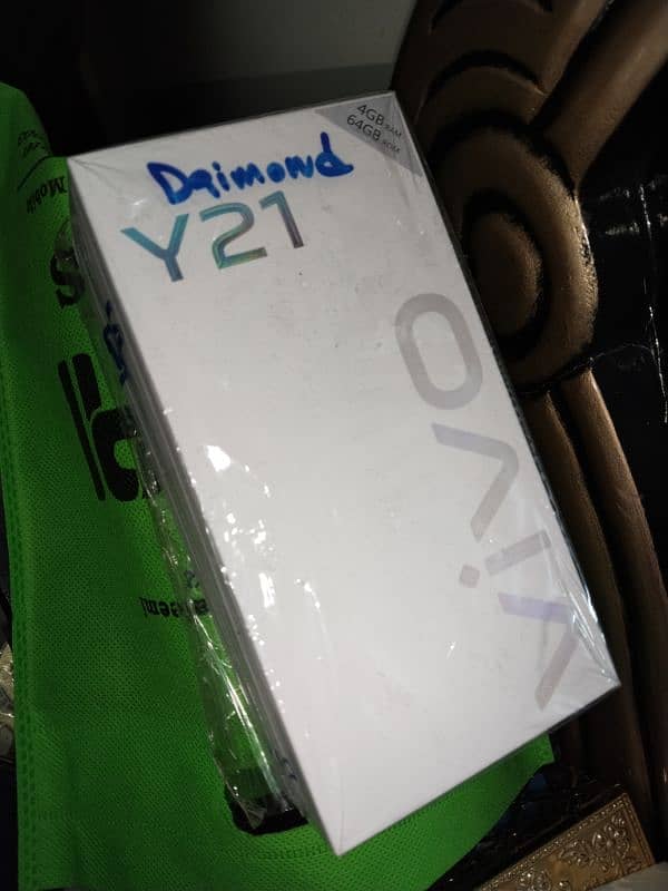 vivo y21 total 10/10 new condition 4/64 10