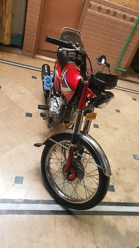 Honda 125 for sell good condition 2