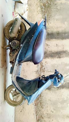 scooty for girls best condition