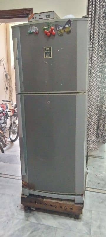 Dawlance refrigerator medium size 0