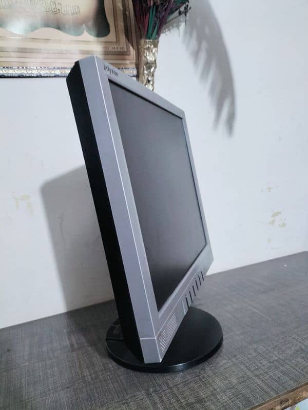 polyview pc LcD 03084017127 3