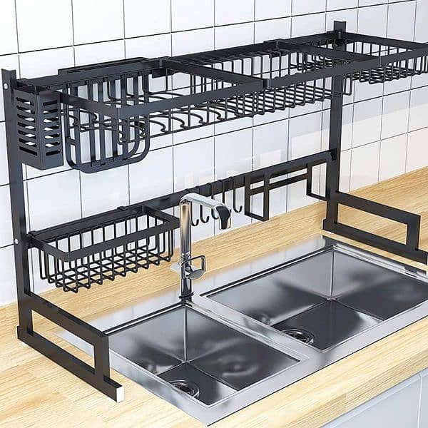 plates and dish rack 0