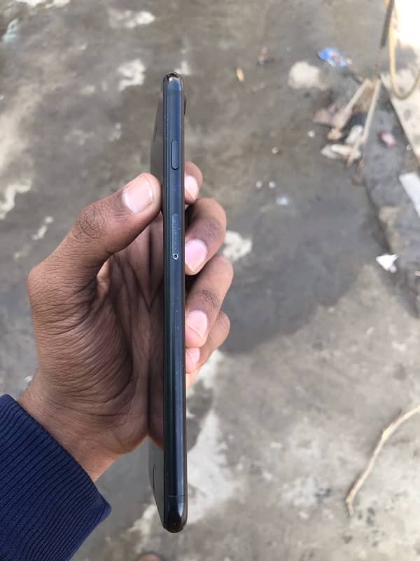 IPhone 7Plus Non PTA 128GB 3