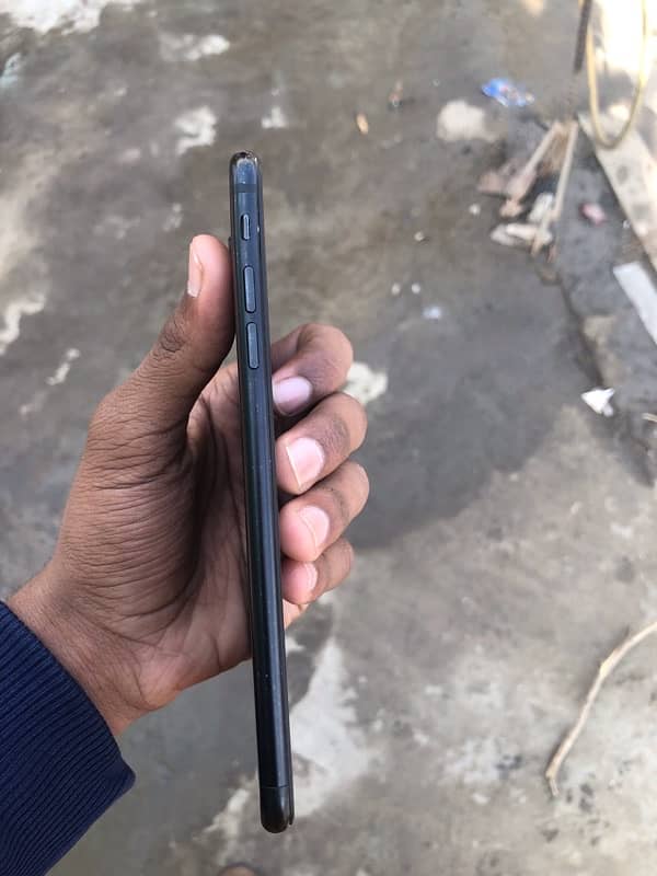 IPhone 7Plus Non PTA 128GB 4