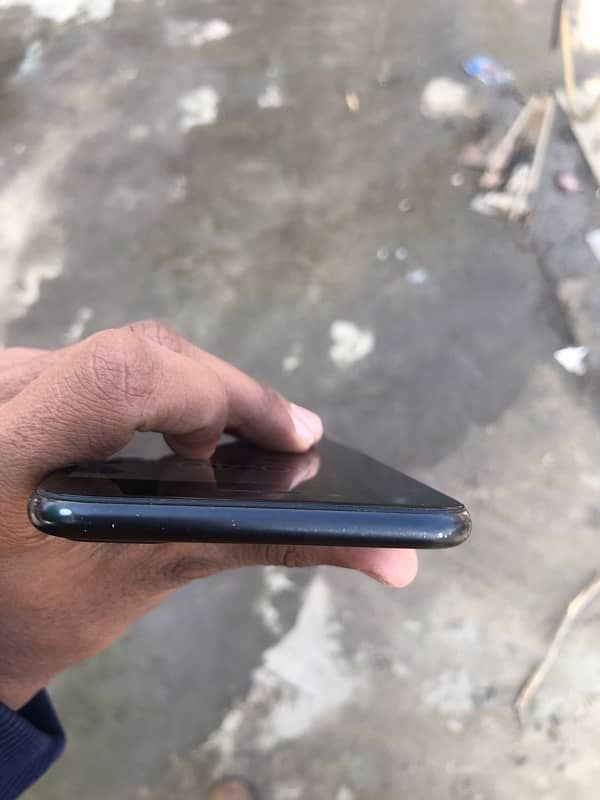 IPhone 7Plus Non PTA 128GB 5