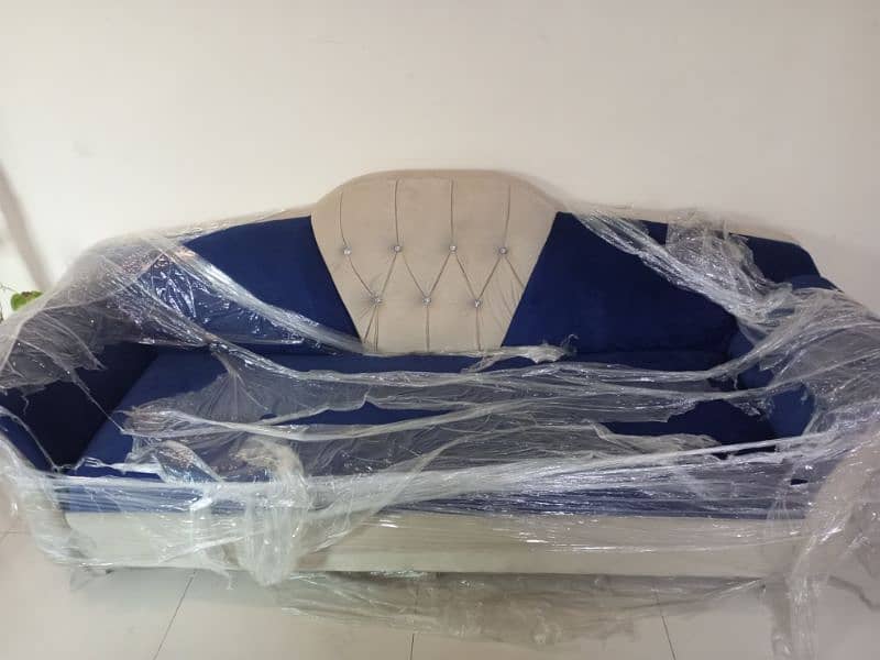 10/10 Condition Five Seater sofa for sale 0