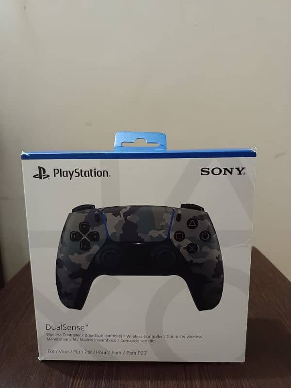 PS5 FAT Region 1 USA +1 CAMO Controller Sealed + black face plates 1