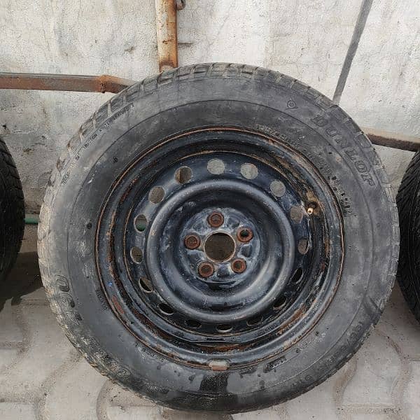 Alloy Rim With Tire  Toyota Corolla 2