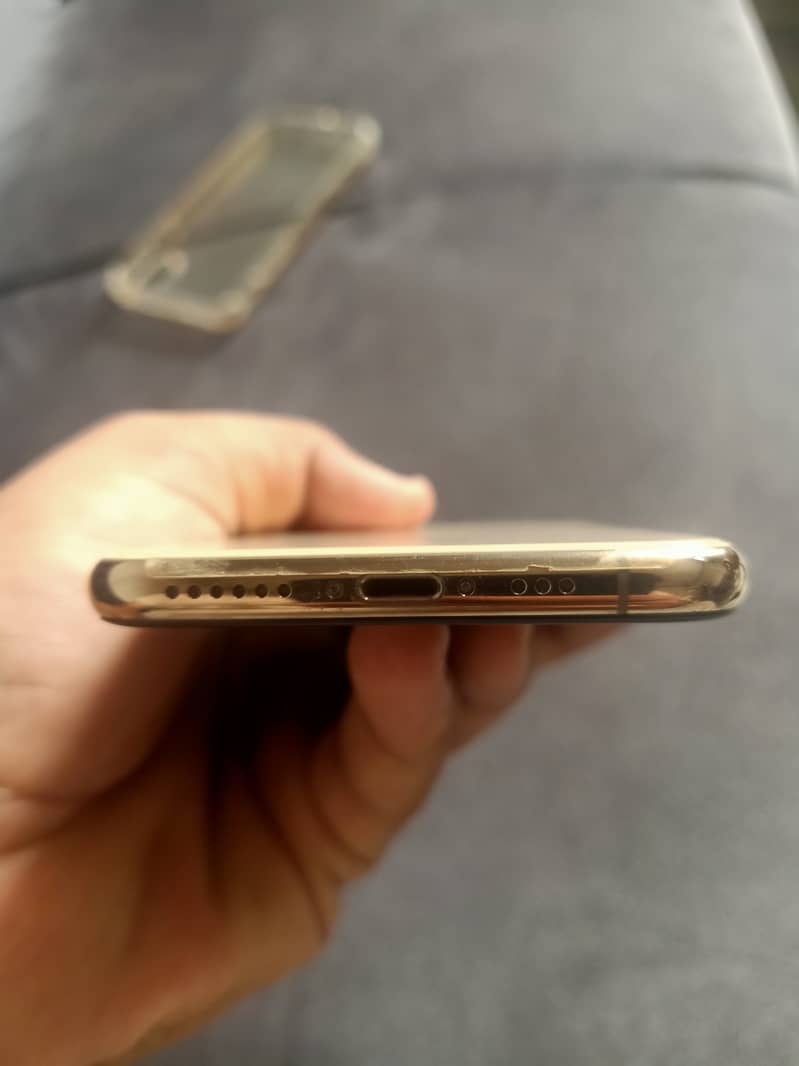 I PHONE X'S PTA prove condition 10 BY 10 5