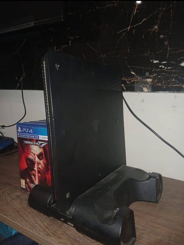 Ps4 slim 500gb in great condition 1