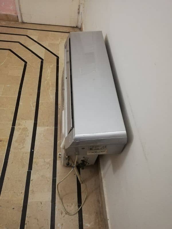 Gree Inverter 1ton split genuine  forsale Haier ac dawlance pel 4