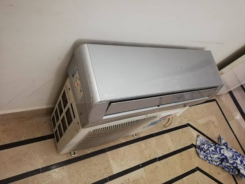 Gree Inverter 1ton split genuine  forsale Haier ac dawlance pel 12