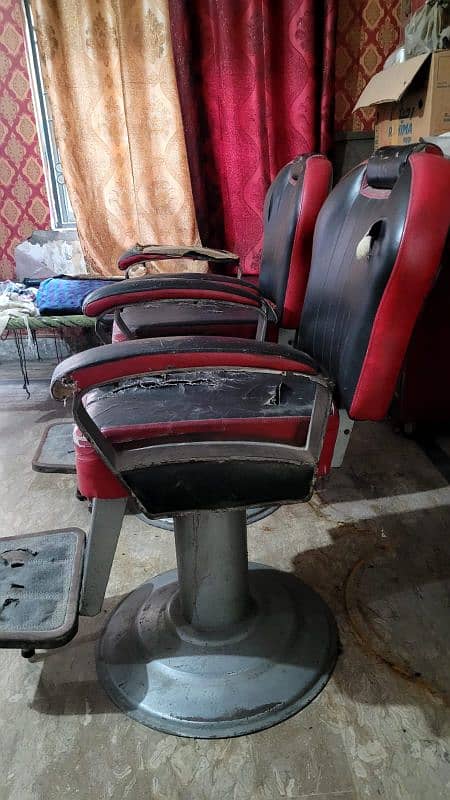 beauty parlour, salon chairs, mirrors, glass racks etc 8