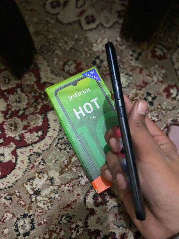 infinix hot 10 play 4gb ram 64gb memory 5