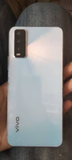 vivo y20s. 4/128 with charger and back cover