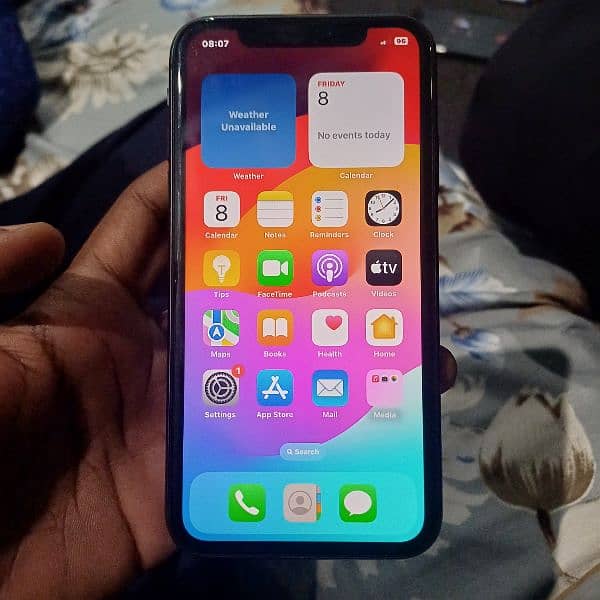 iphone 11 good condition 2