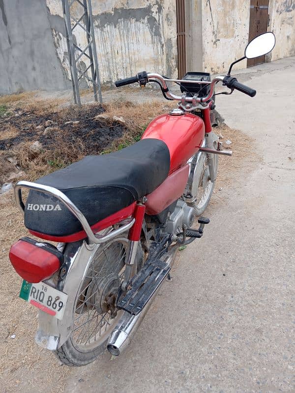 honda cd 70 motorcycle. 2018 model 4