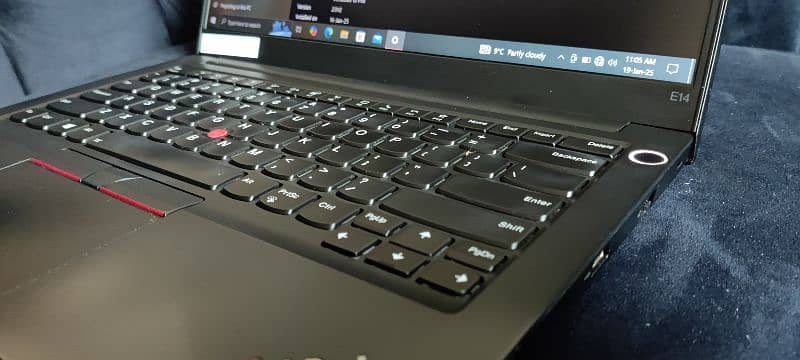 Lenovo Thinkpad e14 i5 11th 3