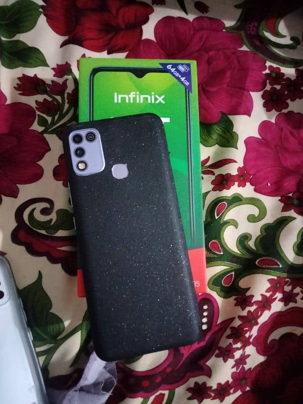 infinix hot10 play 4/64 2