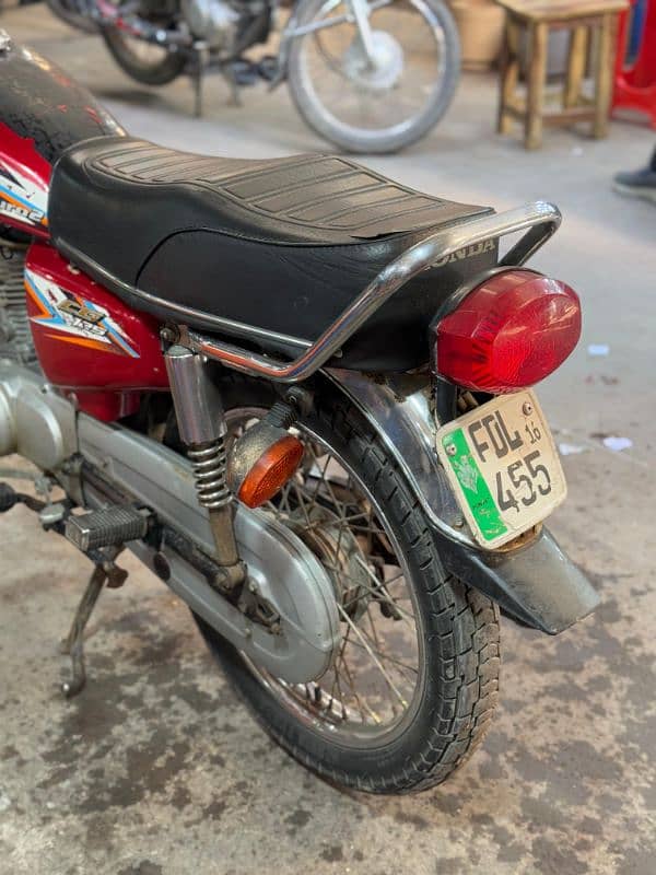 HONDA CG125 2016 IN GOOD CONDITION 2