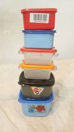 Crockry and lunch boxes