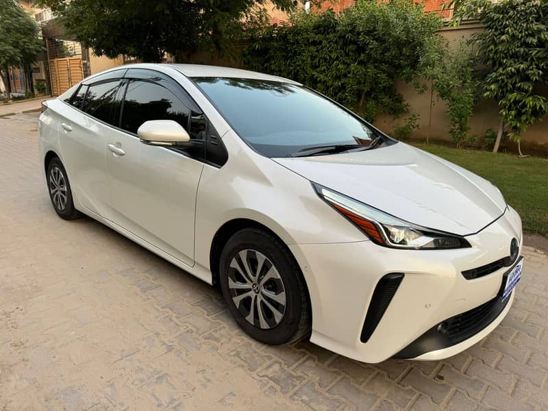 Toyota Prius A Touring hybrid - 2020 1