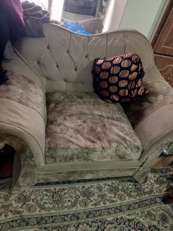 5 seater sofa set good in condition 3