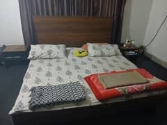 King Bed with 2 side tables (without mattress)