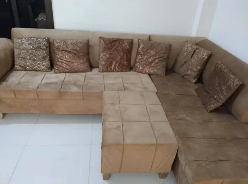 7-seater sofa 3