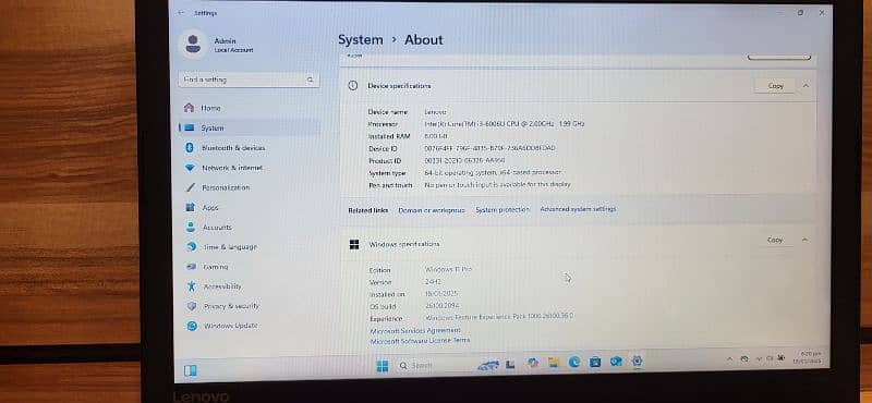 Lenovo 310-15isk (i3 /8GB / 1TB) USB 3.0 Mint condition 1