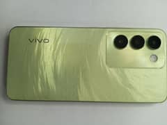 Vivo y100