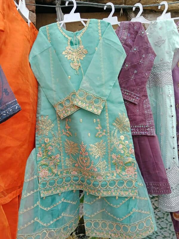 New Design suits shafun and organza Rediment stitch suits 0