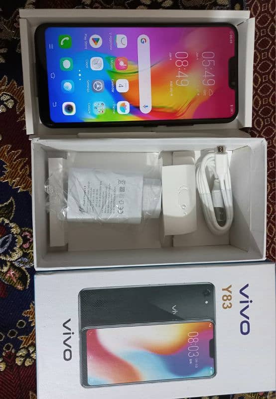 Vivo y83 [6/128]* complete Box* [ 03066655410] 0