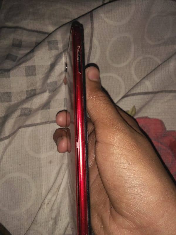 for sale good condition phone ram 6gb 128gb paiso Camry Ho gay 1