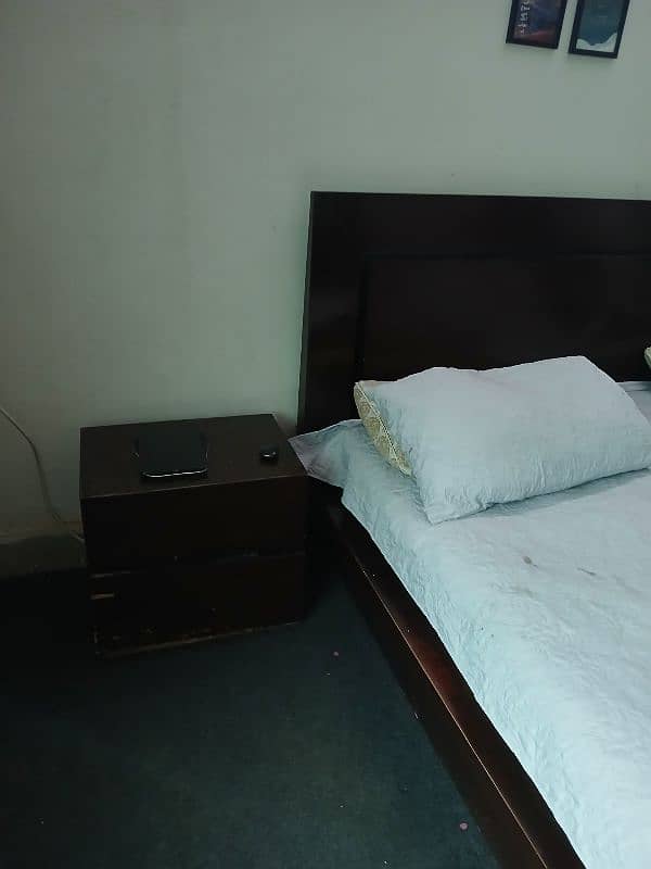 King Size Bed with 2 side tables, mattress and mirror table 1