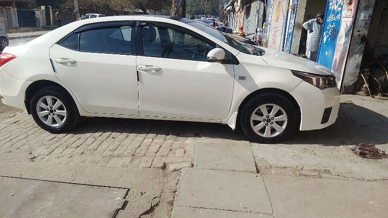 Toyota Corolla Altis 2014 03325321785 6