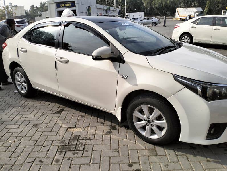 Toyota Corolla Altis 2014 03325321785 8