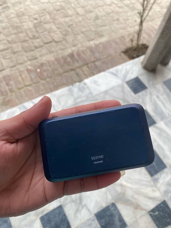 poket  Wi-Fi device 1