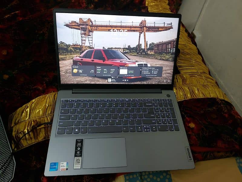 Lenovo Ideapad 3 15" 0