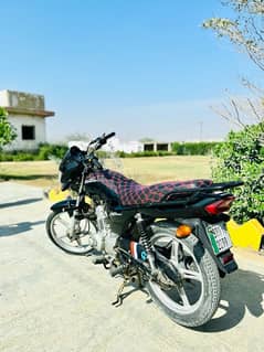 suzuki 1.10 model 2018 punjab number in Karachi