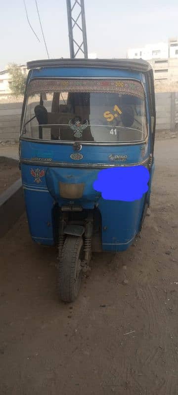 4 - STROKE MOTOR CAB RICKSHAW FOR SALE 3