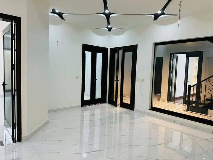 Mumtaz city 10 marla house for sale 9