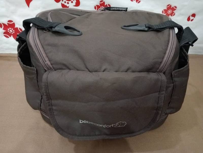 Bebeconfort Baby Diaper Bag with Changing Pad 4