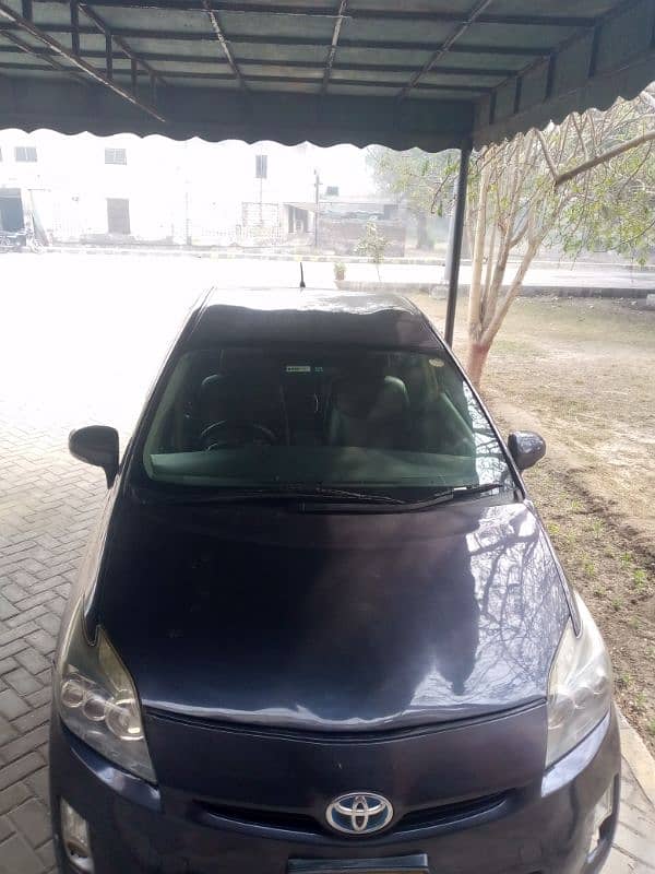 Toyota Prius 2011 model 2014 import 2014 Sindh registration 3