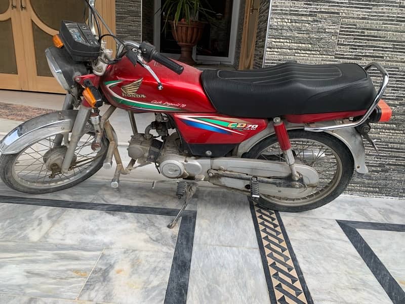 Honda CD70 0