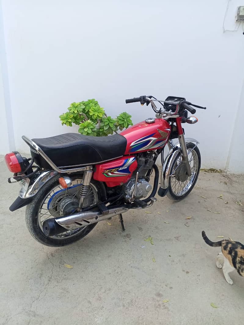 Honda CG 125 2023 4