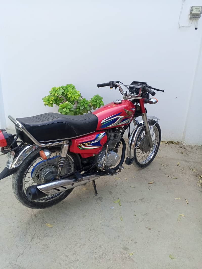 Honda CG 125 2023 5