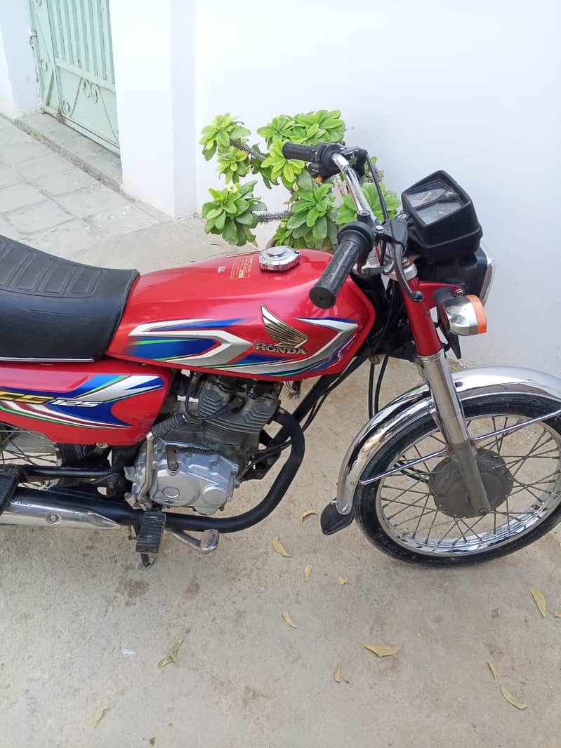 Honda CG 125 2023 8