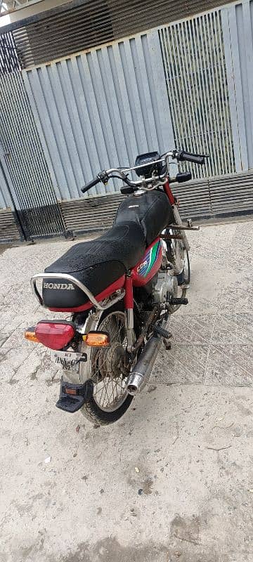 Urgent Sale Honda 70 5